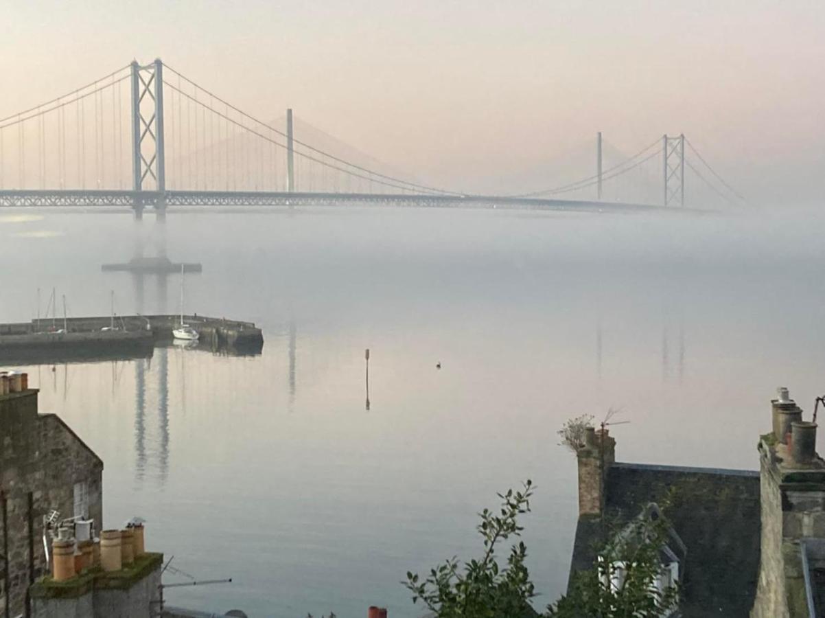 Forth Reflections Self Catering South Queensferry Екстериор снимка