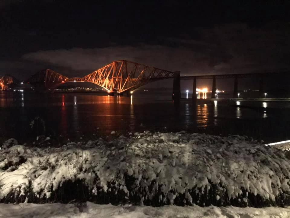 Forth Reflections Self Catering South Queensferry Екстериор снимка