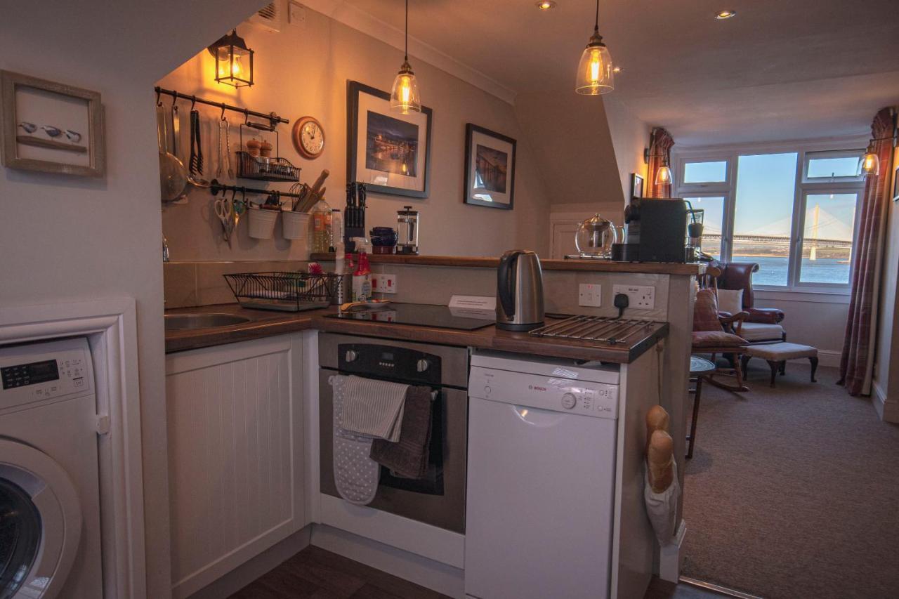 Forth Reflections Self Catering South Queensferry Екстериор снимка