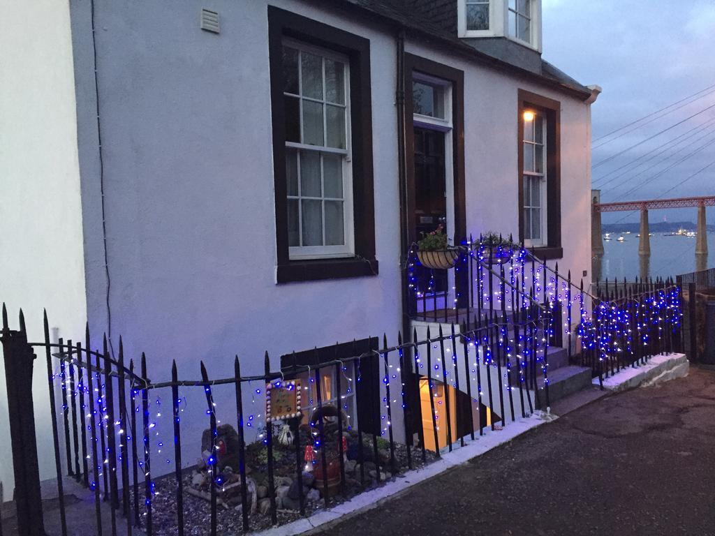 Forth Reflections Self Catering South Queensferry Екстериор снимка