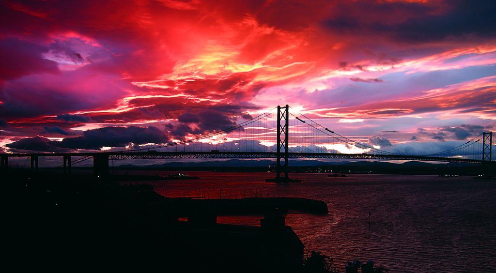 Forth Reflections Self Catering South Queensferry Екстериор снимка
